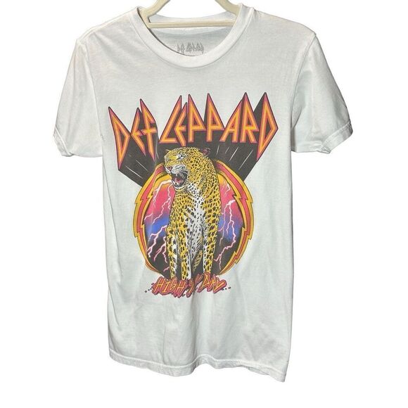 Def Leppard Shirt High n Dry Tee size Small - Picture 1 of 6
